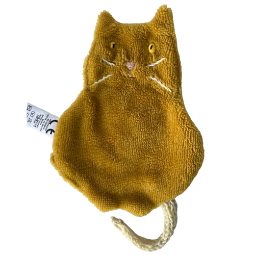 Cacahuète, le doudou chat roux