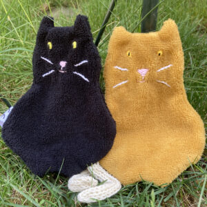 Pruneau et Cacahuète, les doudous chats